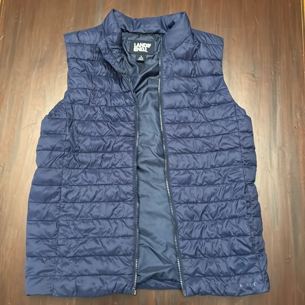 Lands End navy blue primaloft packable vest size large